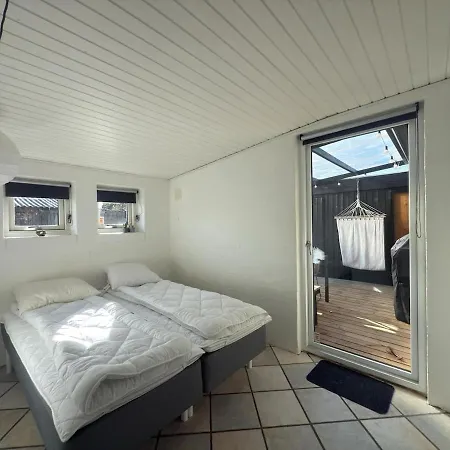 Vakantiehuis Great Summerhouse For 6 1 Close To And Romo