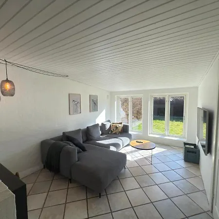 Vakantiehuis Great Summerhouse For 6 1 Close To And Romo